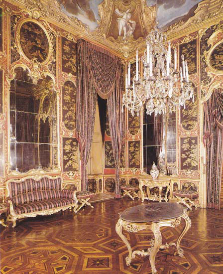 Интерьер в стиле рококо: особенности, фото примеры оформления комнат