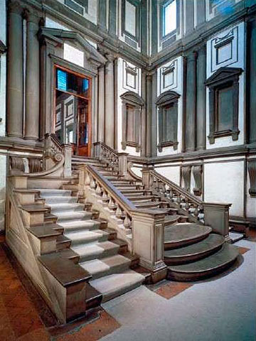 Входная лестница библиотеки Сан-Лоренцо